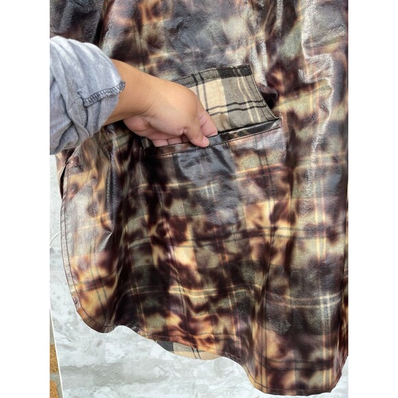 Vintage Revillon Sheared Mouton
Poncho | Dark Academia Fur Cape Jacket size 42 - Picture 7 of 13